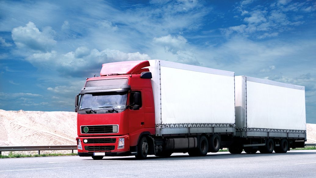 中港<a href='http://www.cqstc.com.cn' title='危險(xiǎn)品運(yùn)輸' >危險(xiǎn)品運(yùn)輸</a>