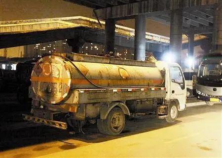 <a href='http://www.cqstc.com.cn' title='危險品貨運' >危險品貨運</a>